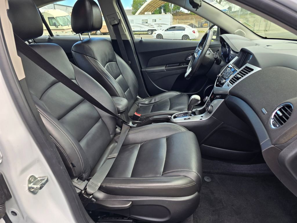 Used 2012 Chevrolet Cruze LT w/ RS Package image 20