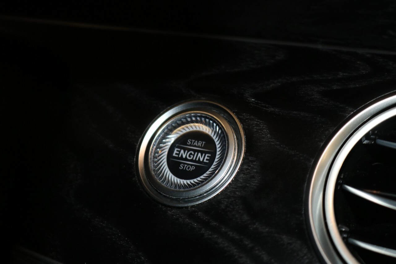 Used 2020 Mercedes-Benz E 350 Sedan image 45