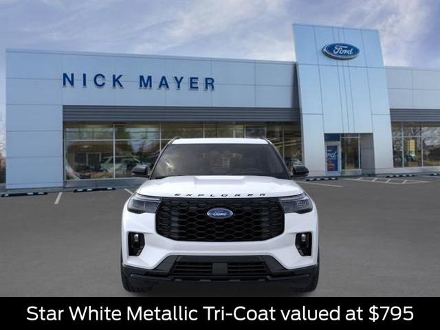 New 2026 Ford Explorer ST-Line w/ ST-Line Street Pack AWD/4WD image 6