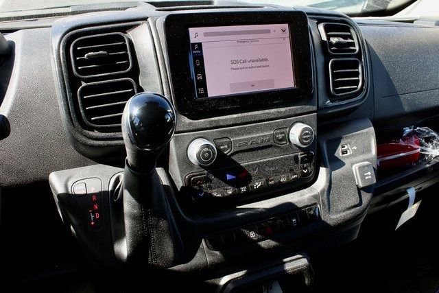 New 2024 RAM ProMaster 2500 w/ Convenience Group image 18