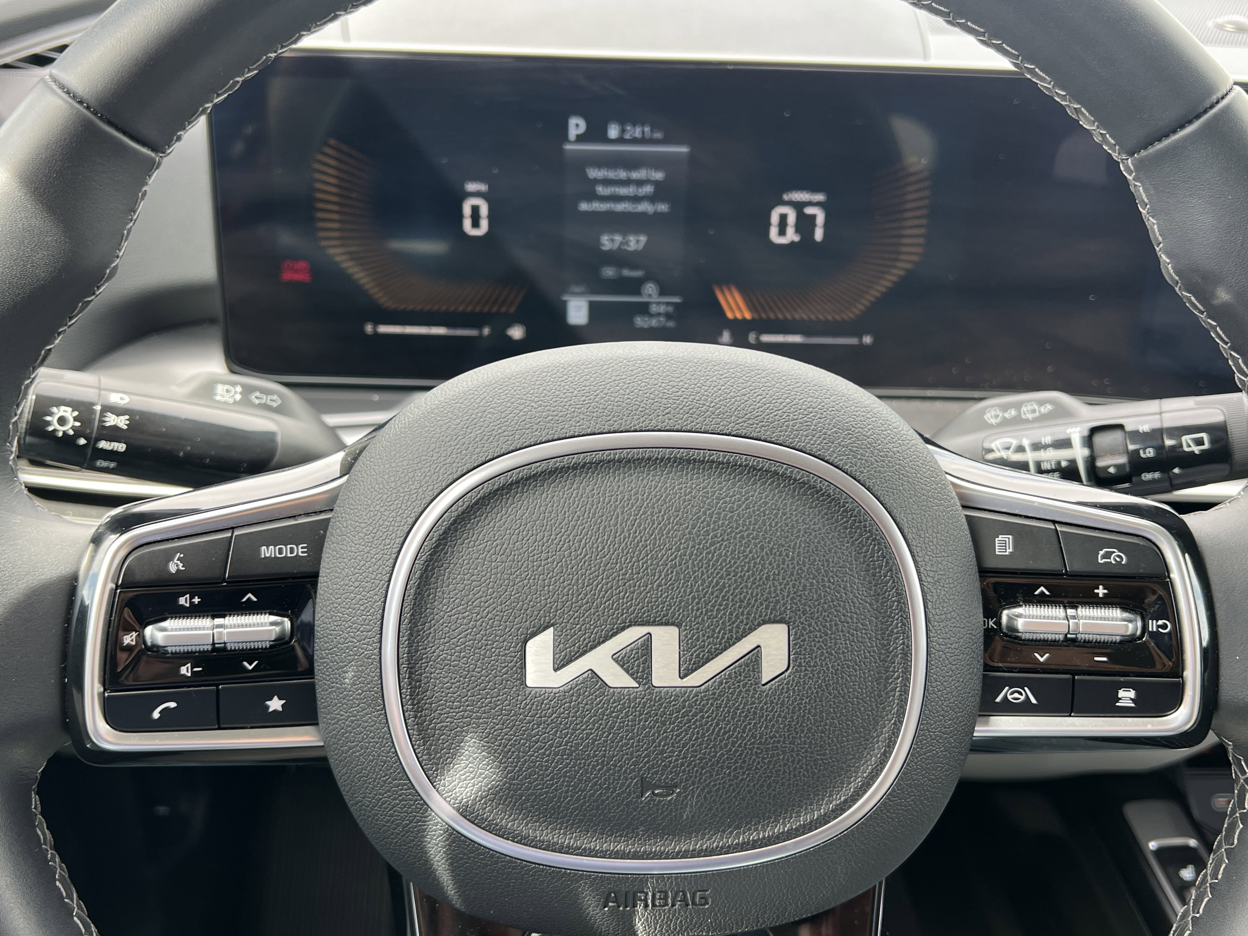 Certified 2025 Kia Sorento S image 26