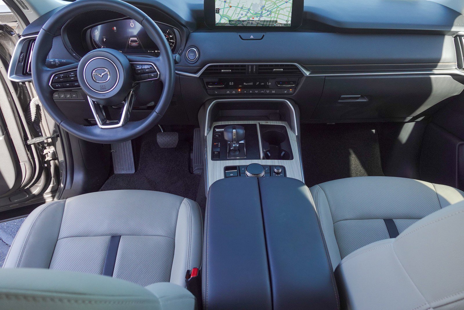 Used 2024 MAZDA CX-90 Plug-In Hybrid w/ Premium Pkg image 23