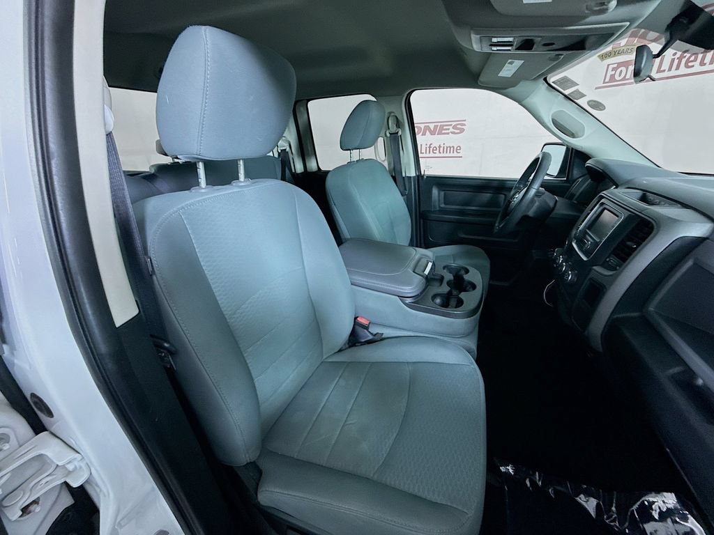 Used 2017 RAM 1500 Express AWD/4WD image 29