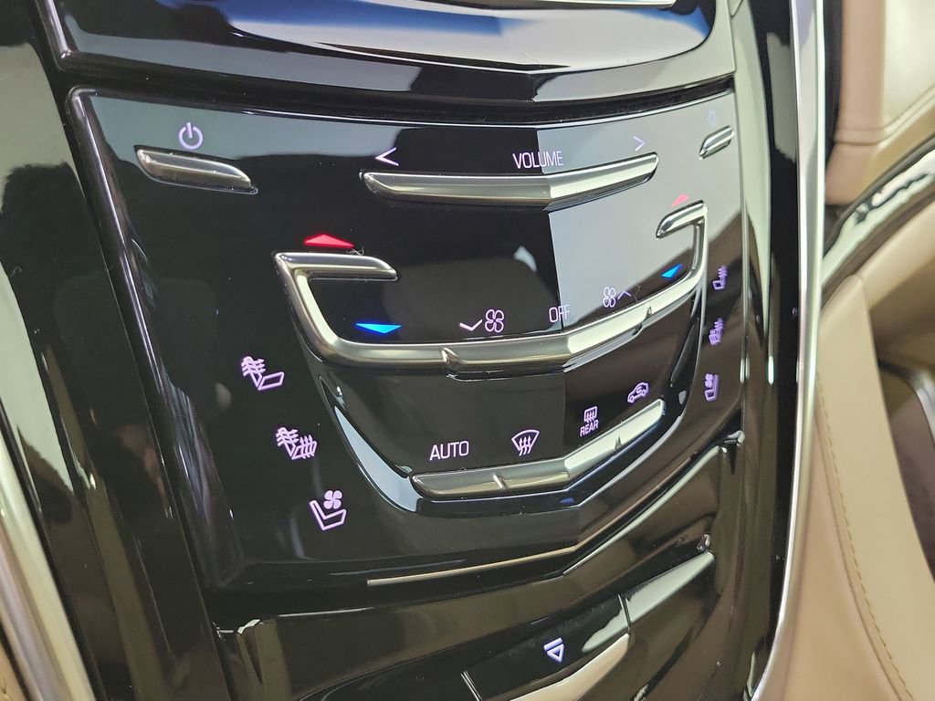 Used 2019 Cadillac Escalade ESV Platinum AWD/4WD image 28