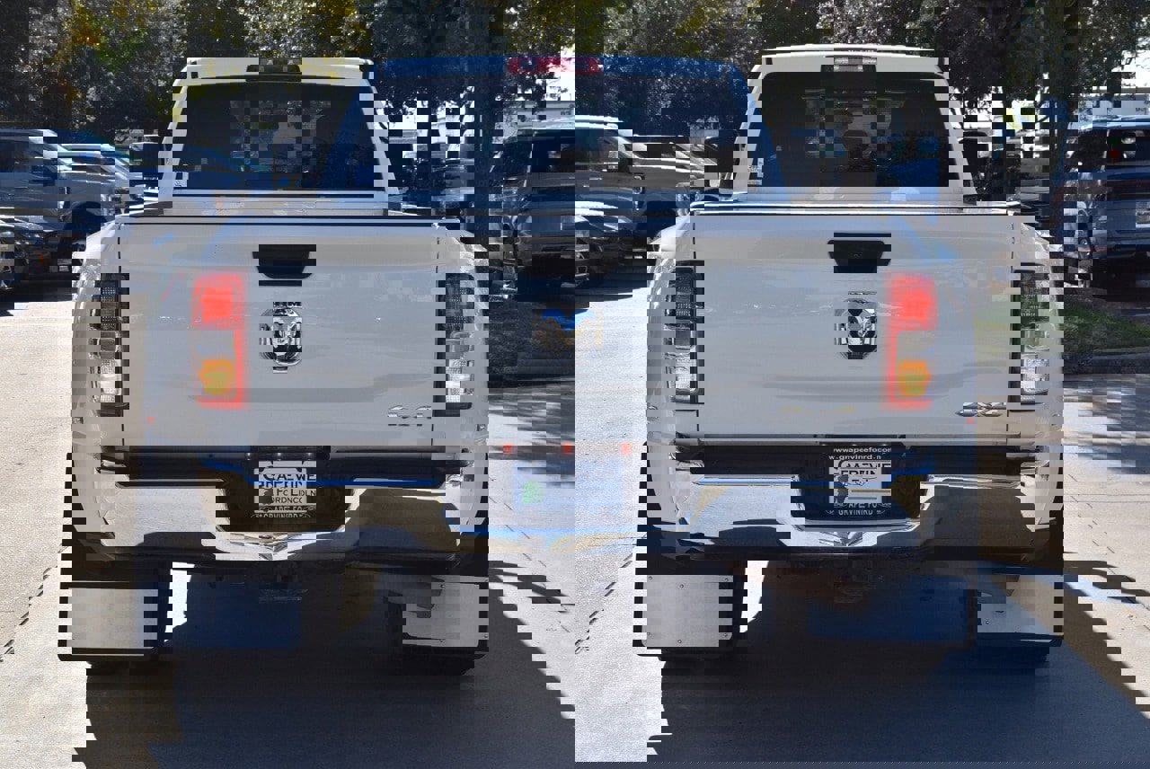 Used 2024 RAM 3500 Tradesman w/ Chrome Appearance Group image 9