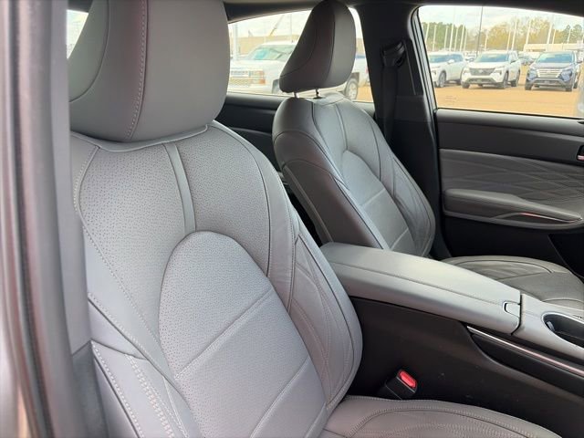 Used 2021 Toyota Avalon Limited w/ Advanced Safety Package image 22