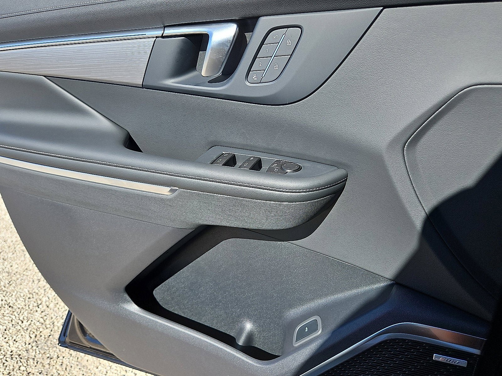 New 2026 Buick Enclave Preferred w/ Power Package image 13