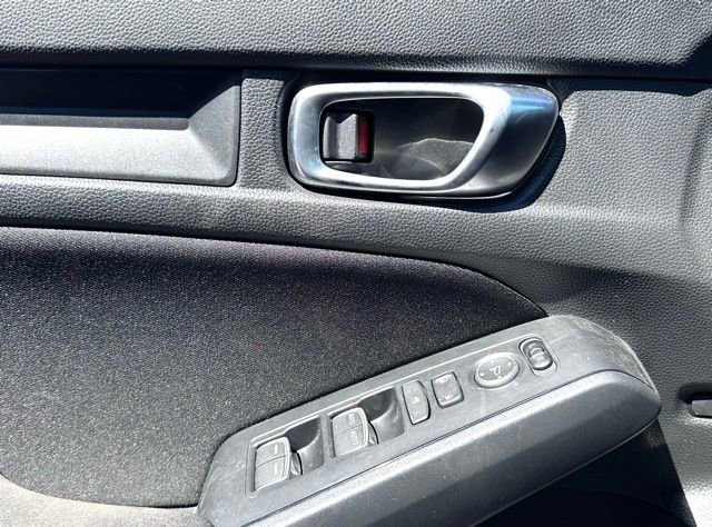 Used 2023 Honda Civic Sport image 18