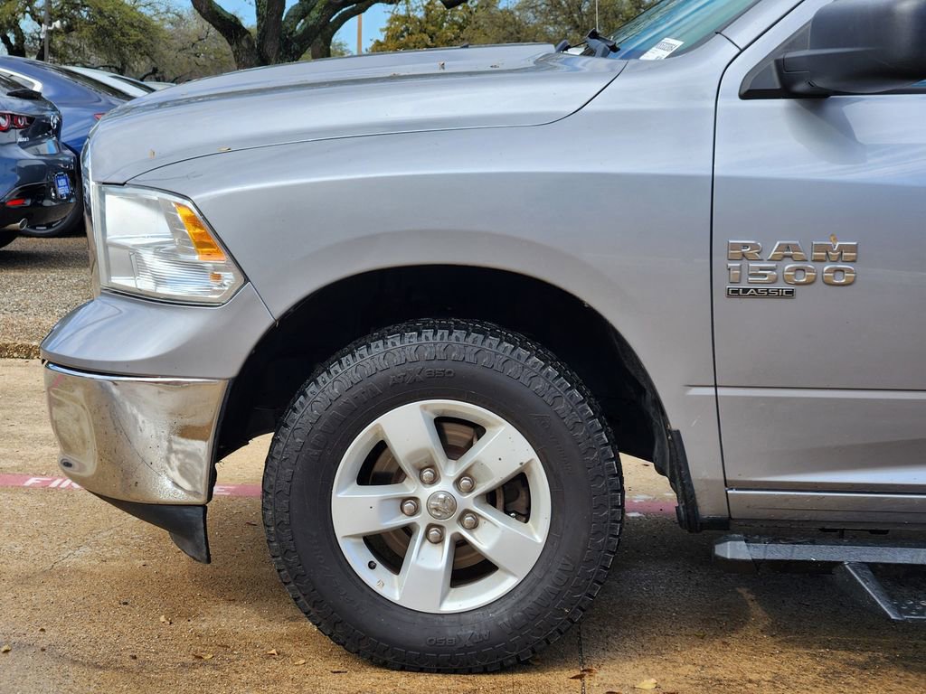 Used 2021 RAM 1500 Classic SLT image 9