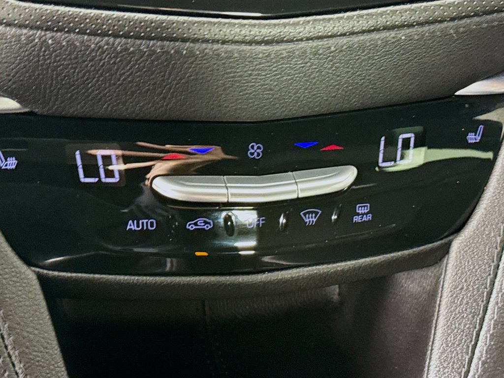 Used 2025 Cadillac XT5 Premium Luxury AWD/4WD image 22