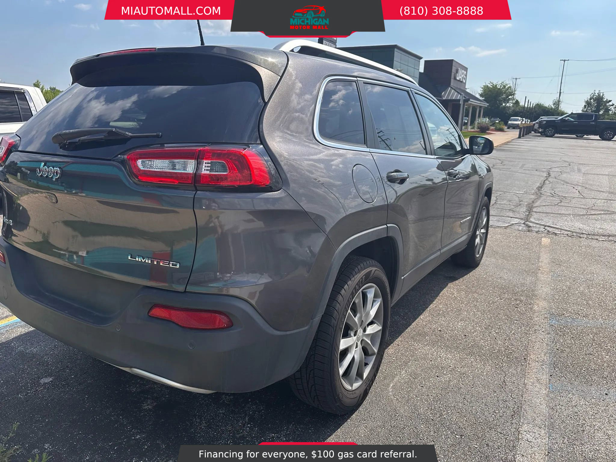 Used 2018 Jeep Cherokee Limited image 6