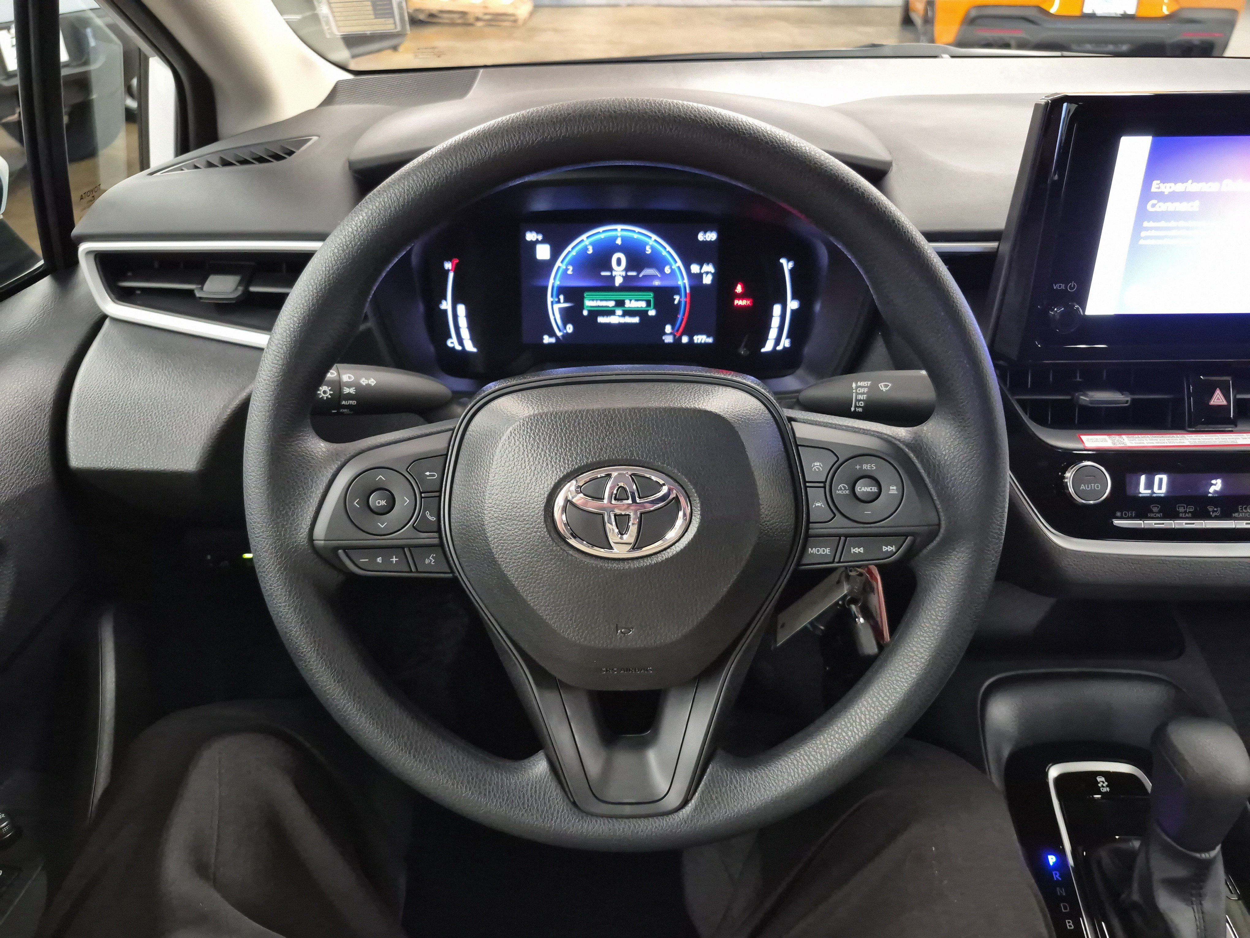Used 2026 Toyota Corolla LE FWD image 25
