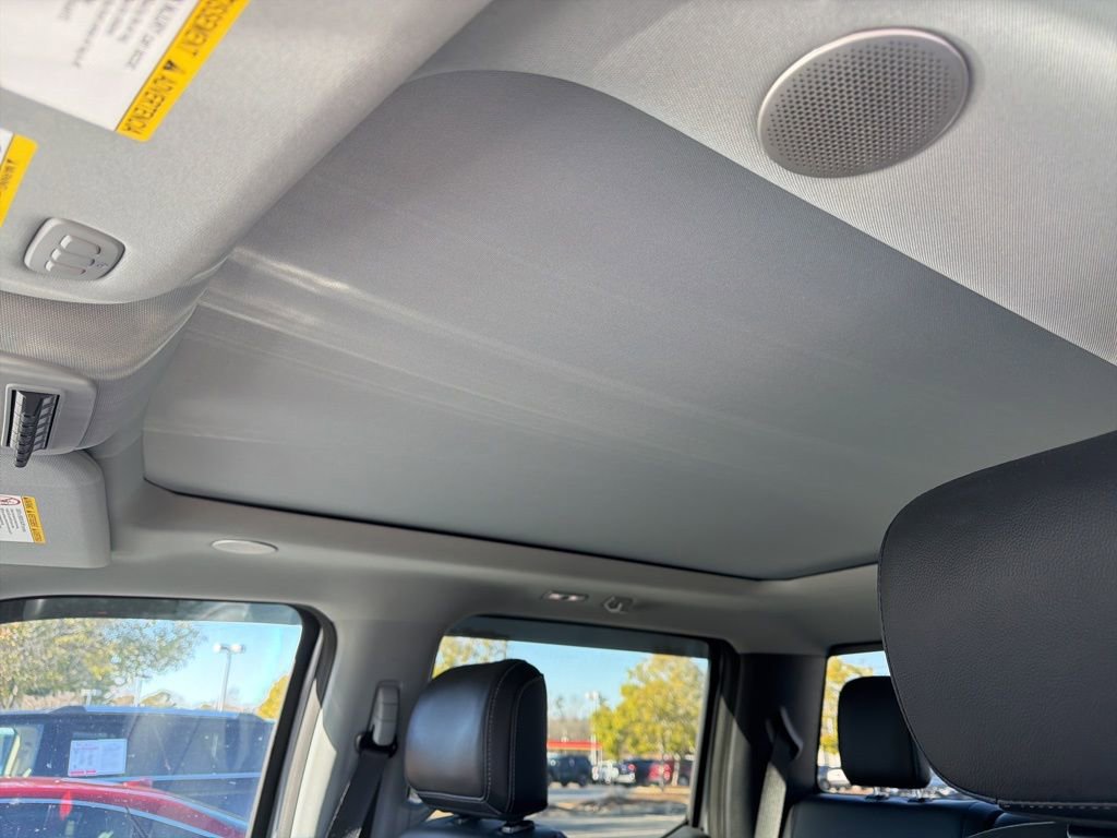 Used 2024 Ford F250 Lariat w/ Lariat Ultimate Package image 9