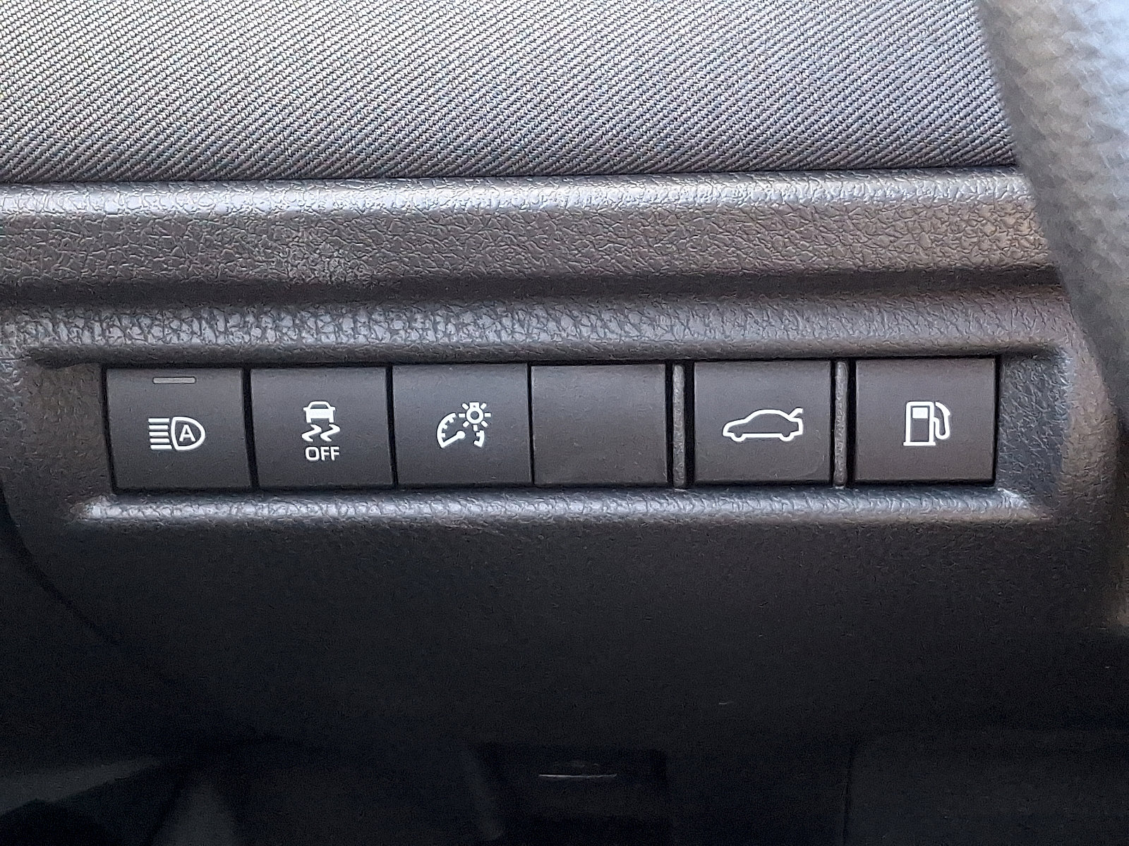 Certified 2025 Toyota Camry LE image 22