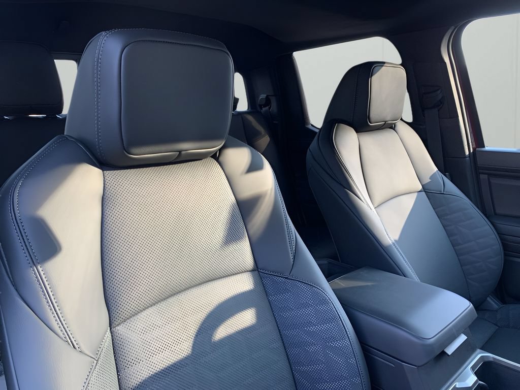 New 2025 Toyota Tacoma TRD Sport AWD/4WD image 17