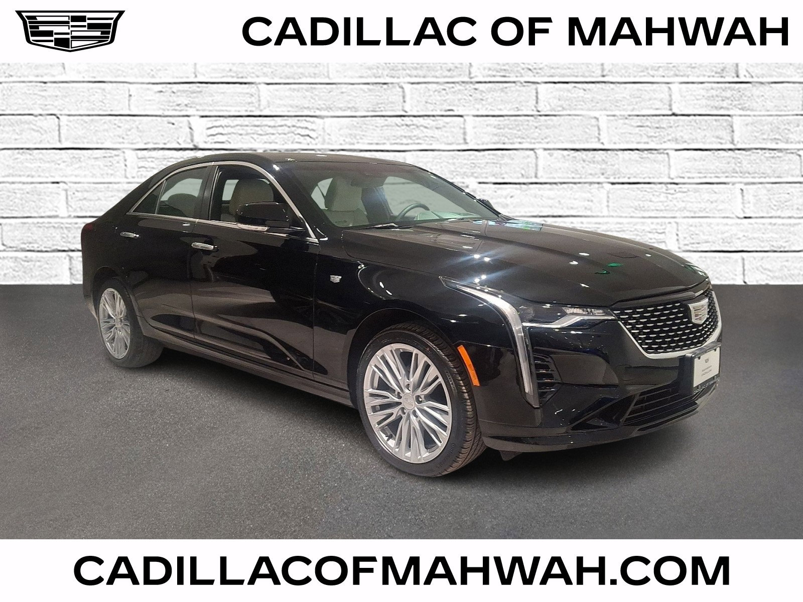 Used 2025 Cadillac CT4 Premium Luxury image 1