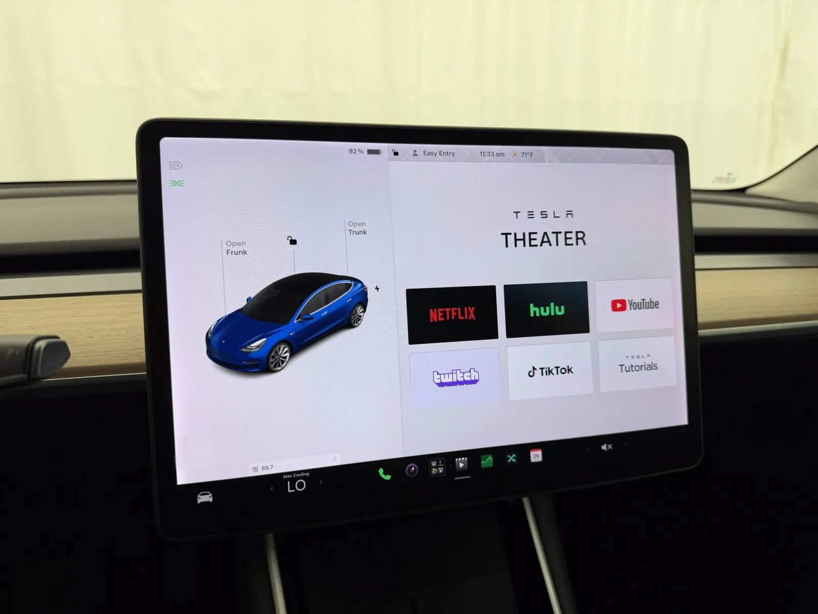 Used 2020 Tesla Model 3 Long Range AWD/4WD image 27
