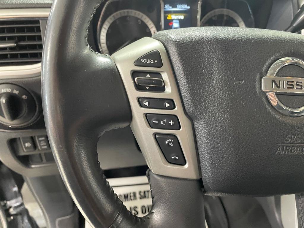 Used 2017 Nissan Titan SV AWD/4WD image 29