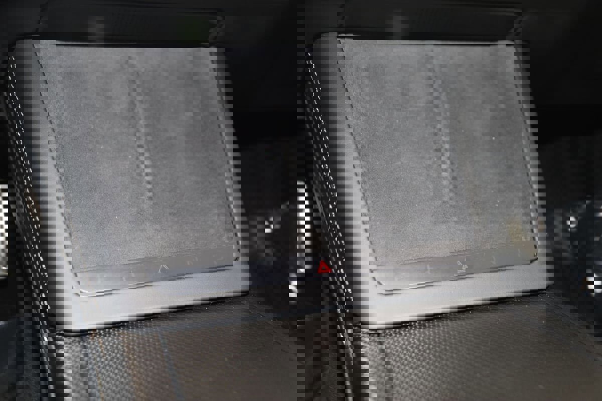 Used 2021 Tesla Model S Plaid image 31