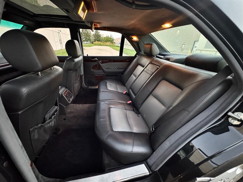 Used 1995 Mercedes-Benz S 600 Sedan image 26