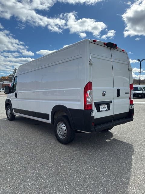 Used 2025 RAM ProMaster 2500 w/ Convenience Group image 4