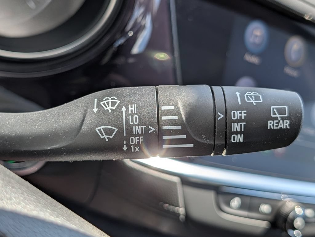 Used 2023 Buick Encore GX Essence w/ Experience Buick Package FWD image 43
