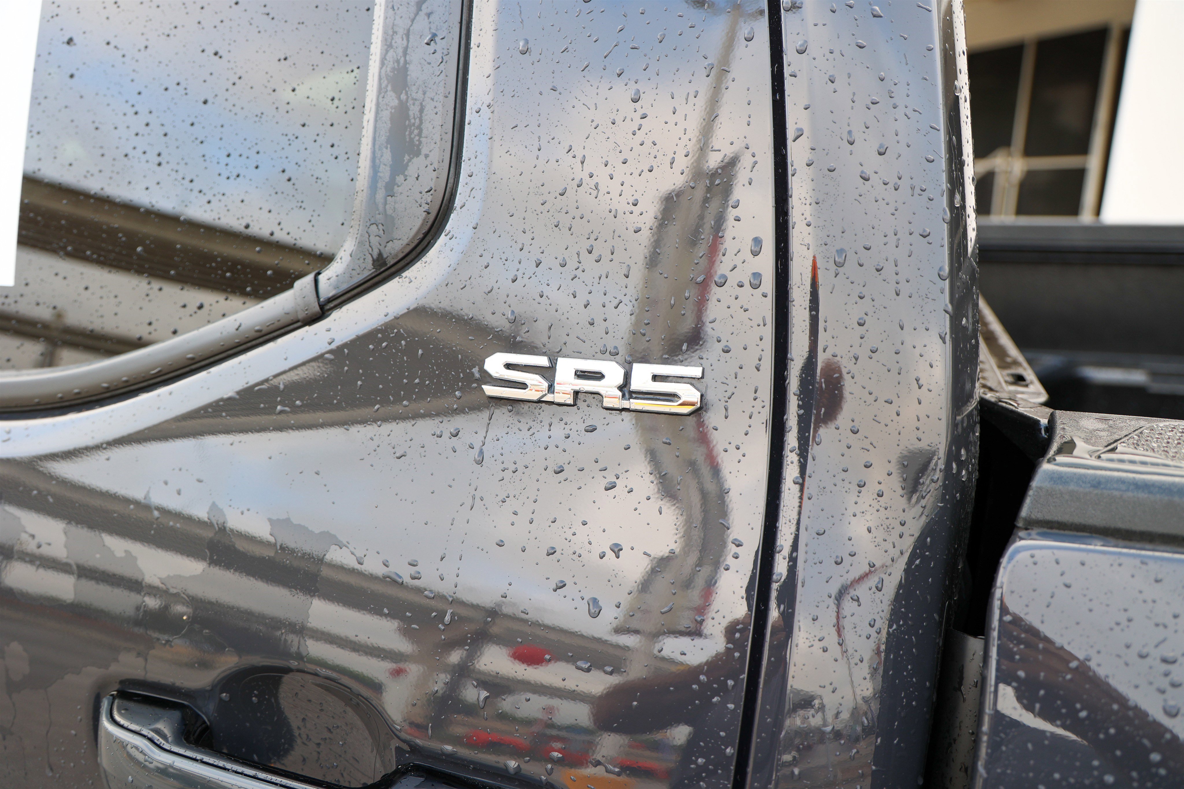 Certified 2025 Toyota Tacoma SR5 w/ SR5 Upgrade Package AWD/4WD image 14