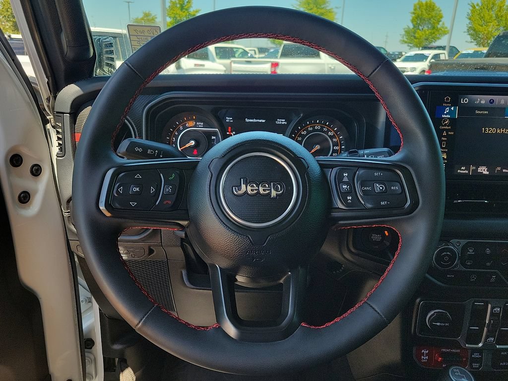 Used 2024 Jeep Wrangler Unlimited Rubicon w/ Technology Group AWD/4WD image 19