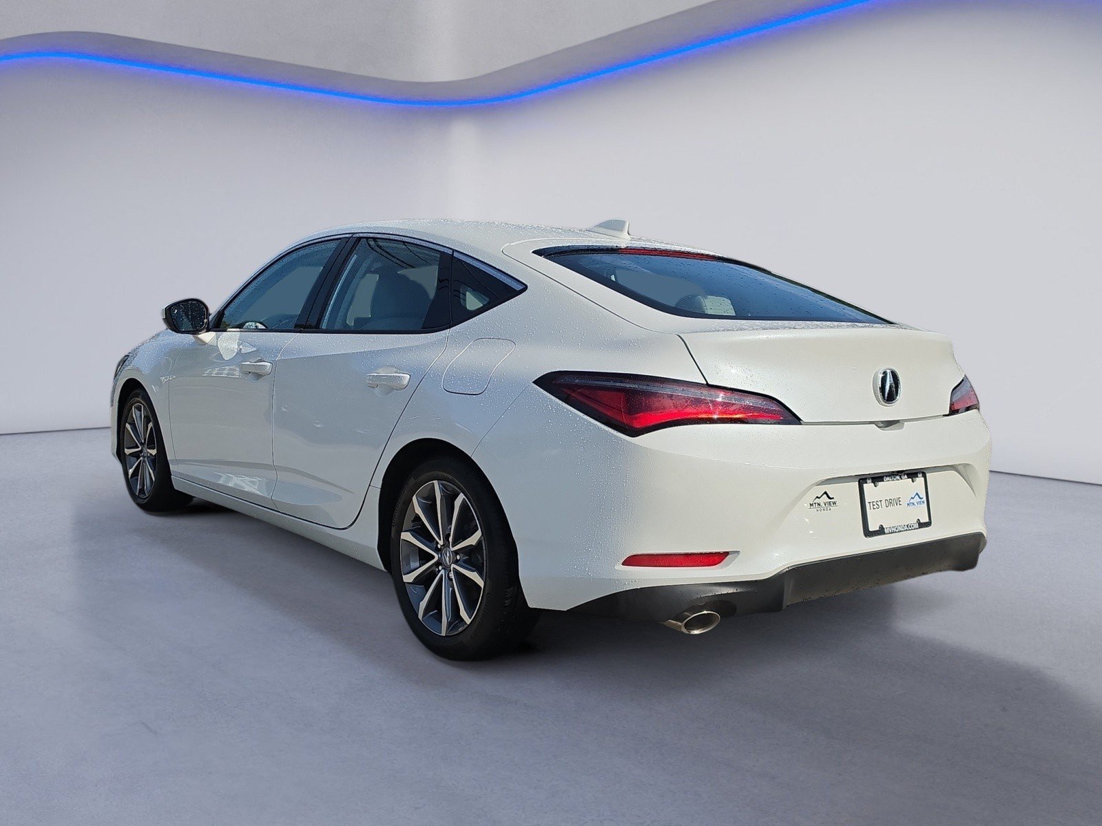 Used 2025 Acura Integra FWD image 3