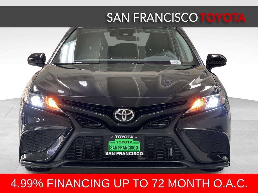 Certified 2021 Toyota Camry SE image 8