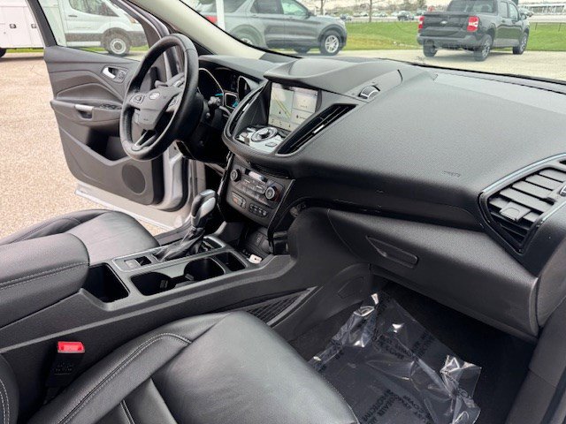 Used 2019 Ford Escape Titanium image 35