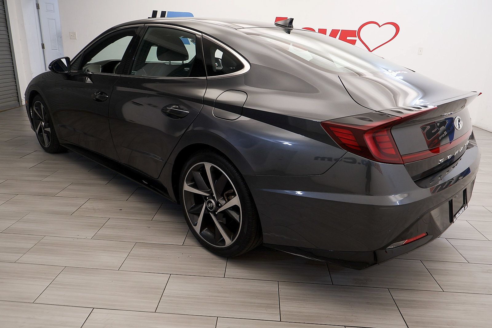 Used 2023 Hyundai Sonata SEL Plus FWD image 3