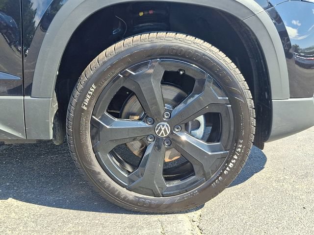 Certified 2026 Volkswagen Taos SE AWD/4WD image 8