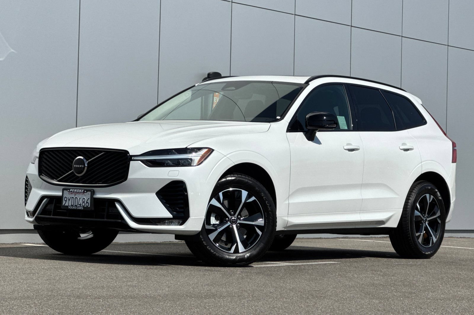 Certified 2026 Volvo XC60 B5 Core w/ Climate Package PRO