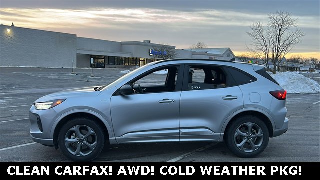Used 2024 Ford Escape ST-Line image 3