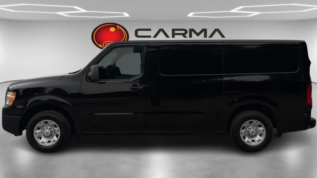 Used 2017 Nissan NV 2500 SV w/ Back Door Glass Package RWD image 2