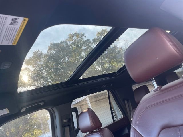 Used 2023 Ford Expedition Limited image 13