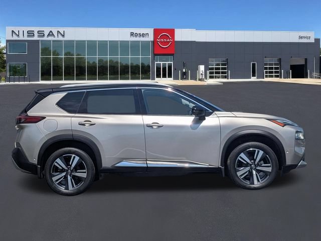 Certified 2023 Nissan Rogue Platinum w/ Platinum Premium Package AWD/4WD image 2