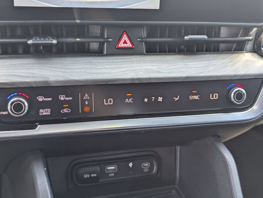 Used 2024 Kia Sportage X-Line w/ X-Line Premium Package AWD/4WD image 24