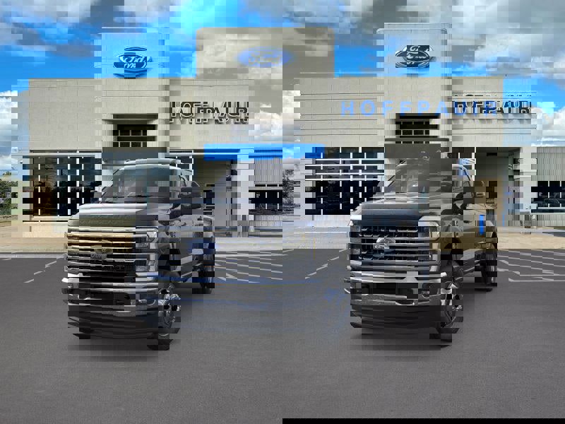 New 2026 Ford F350 4x4 Crew Cab DRW Super Duty image 2