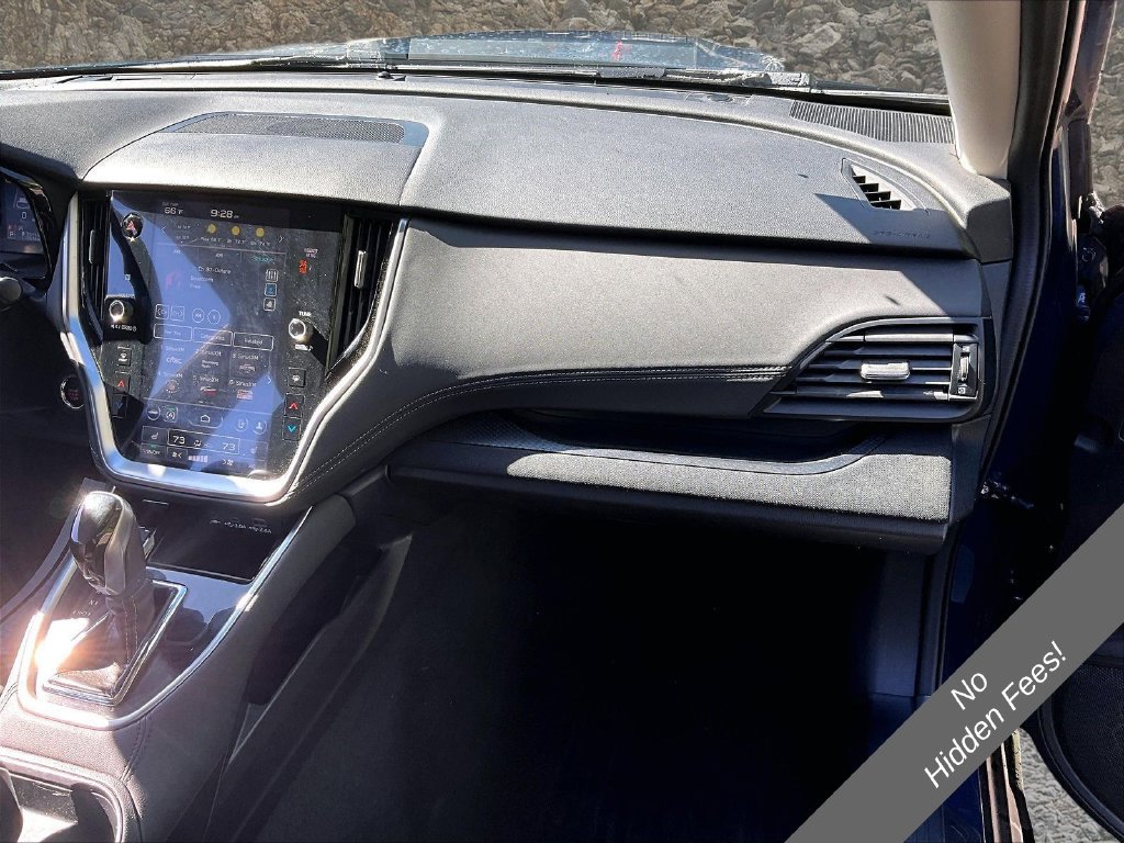 Used 2023 Subaru Outback Premium AWD/4WD image 13