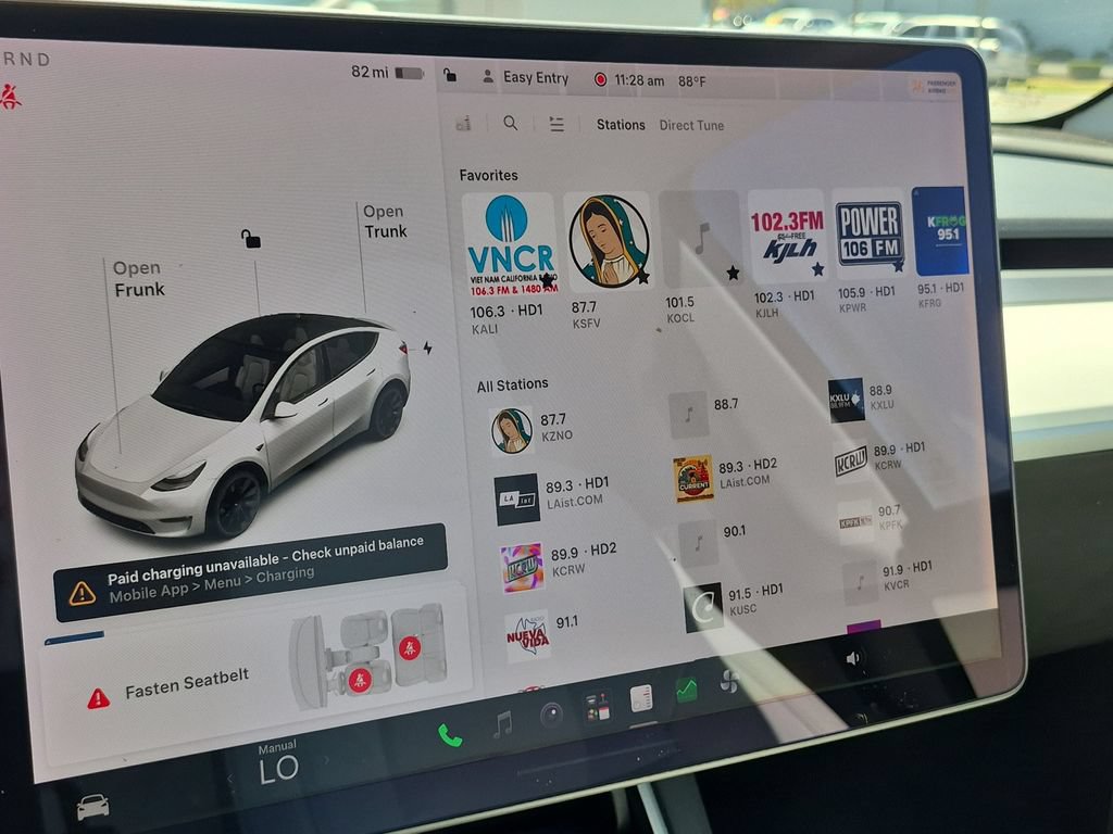 Used 2020 Tesla Model Y Long Range AWD/4WD image 22