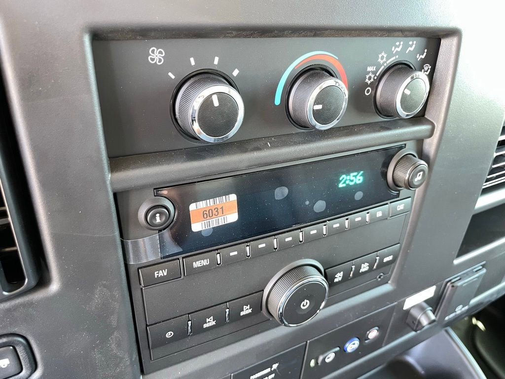 New 2025 Chevrolet Express 3500 w/ Power Convenience Package image 27