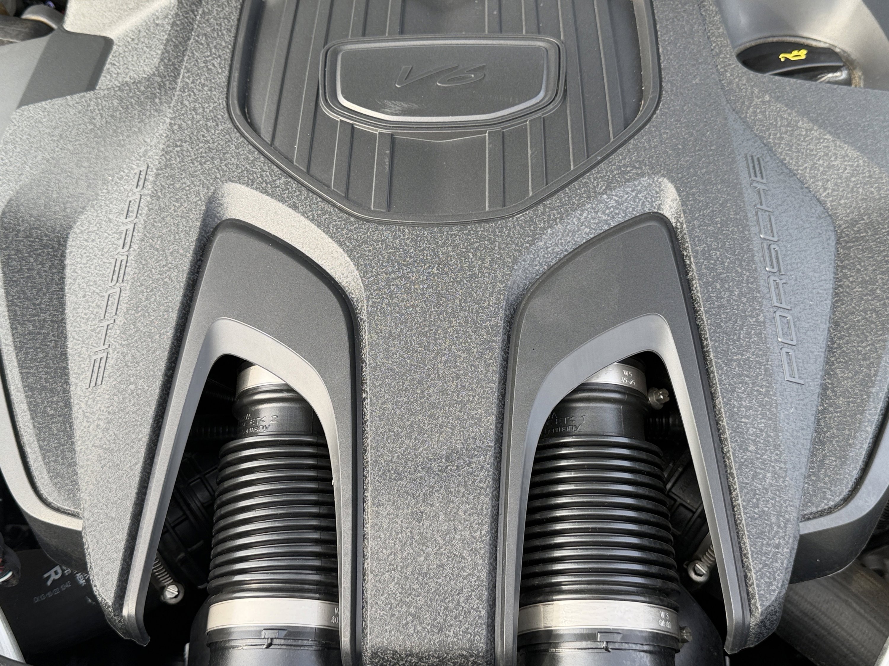 Used 2023 Porsche Panamera 4 Platinum Edition image 22