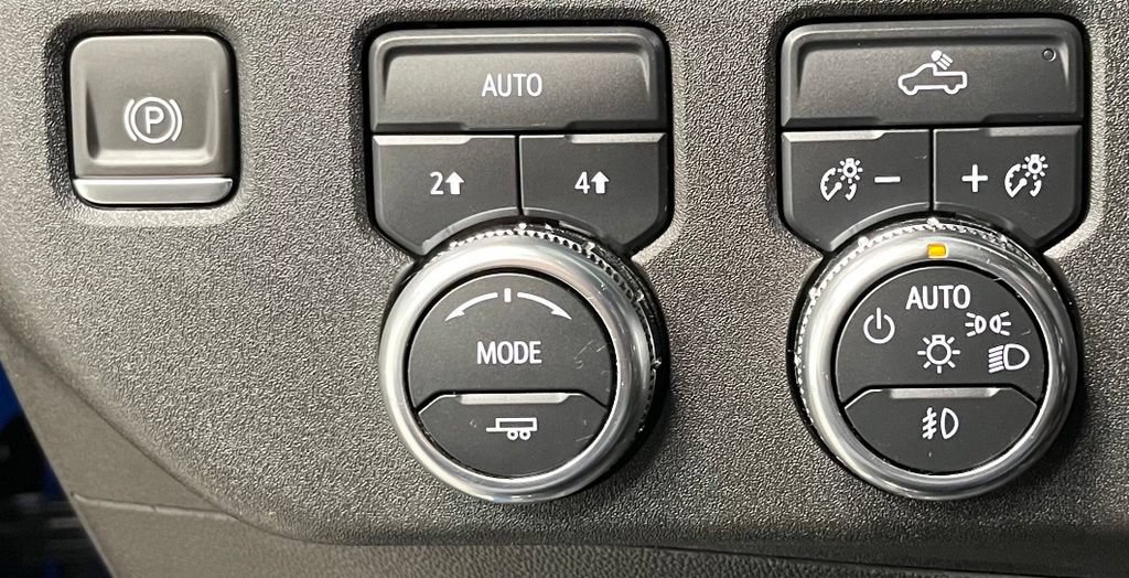 Used 2024 GMC Sierra 1500 Elevation AWD/4WD image 32