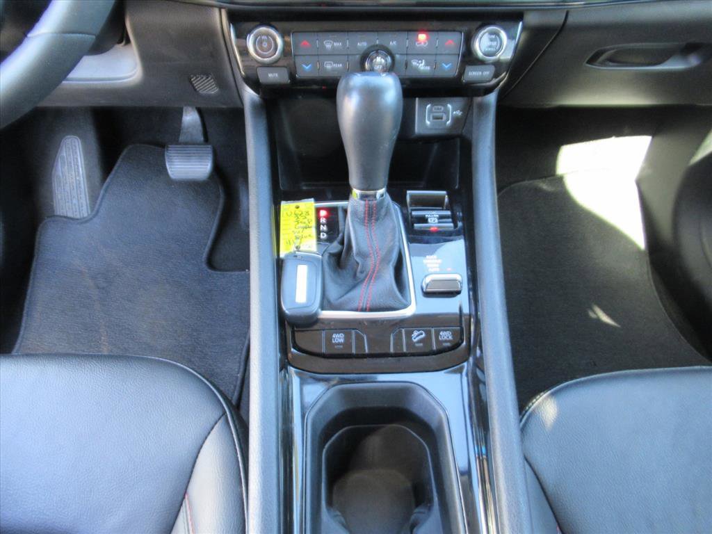 Used 2022 Jeep Compass Trailhawk image 23