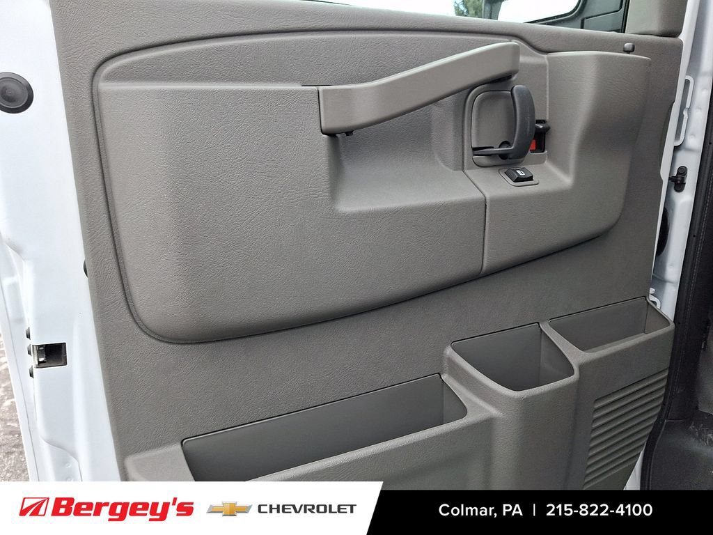 New 2025 Chevrolet Express 2500 w/ Driver Convenience Package RWD image 9