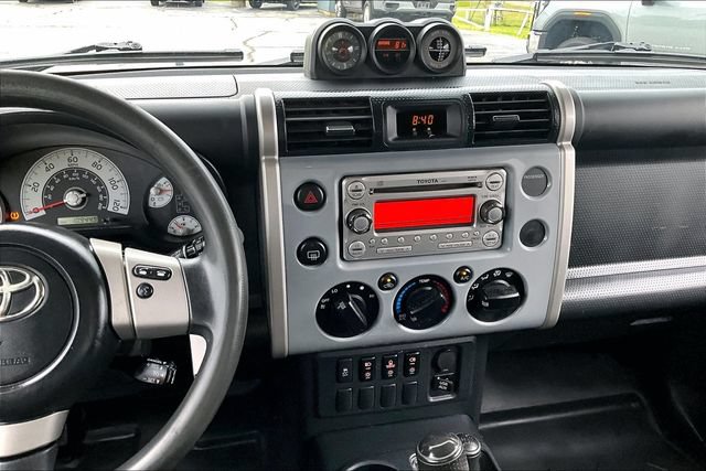 Used 2014 Toyota FJ Cruiser 4WD w/ Convenience Package image 9