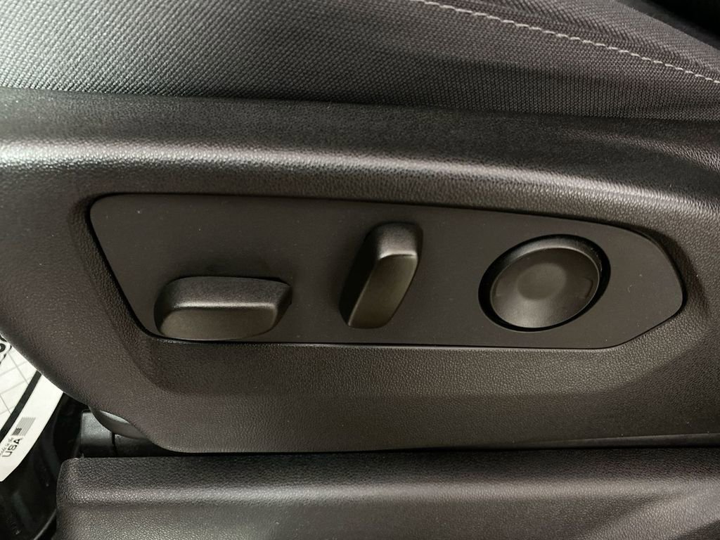 Certified 2022 GMC Sierra 1500 Elevation image 12