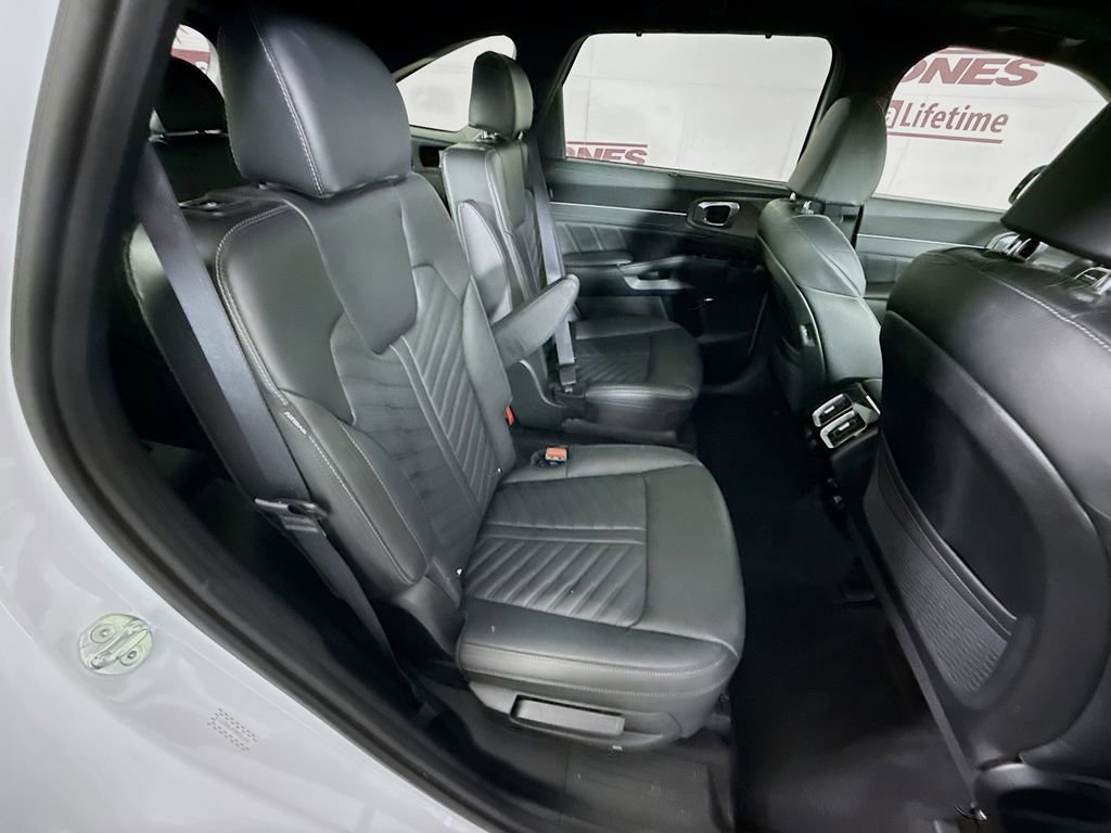 Used 2024 Kia Sorento SX Prestige AWD/4WD image 35